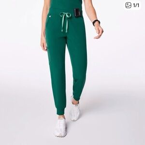 Women's Figs Scrubs Hunter Green Jogger Pants- Zamora